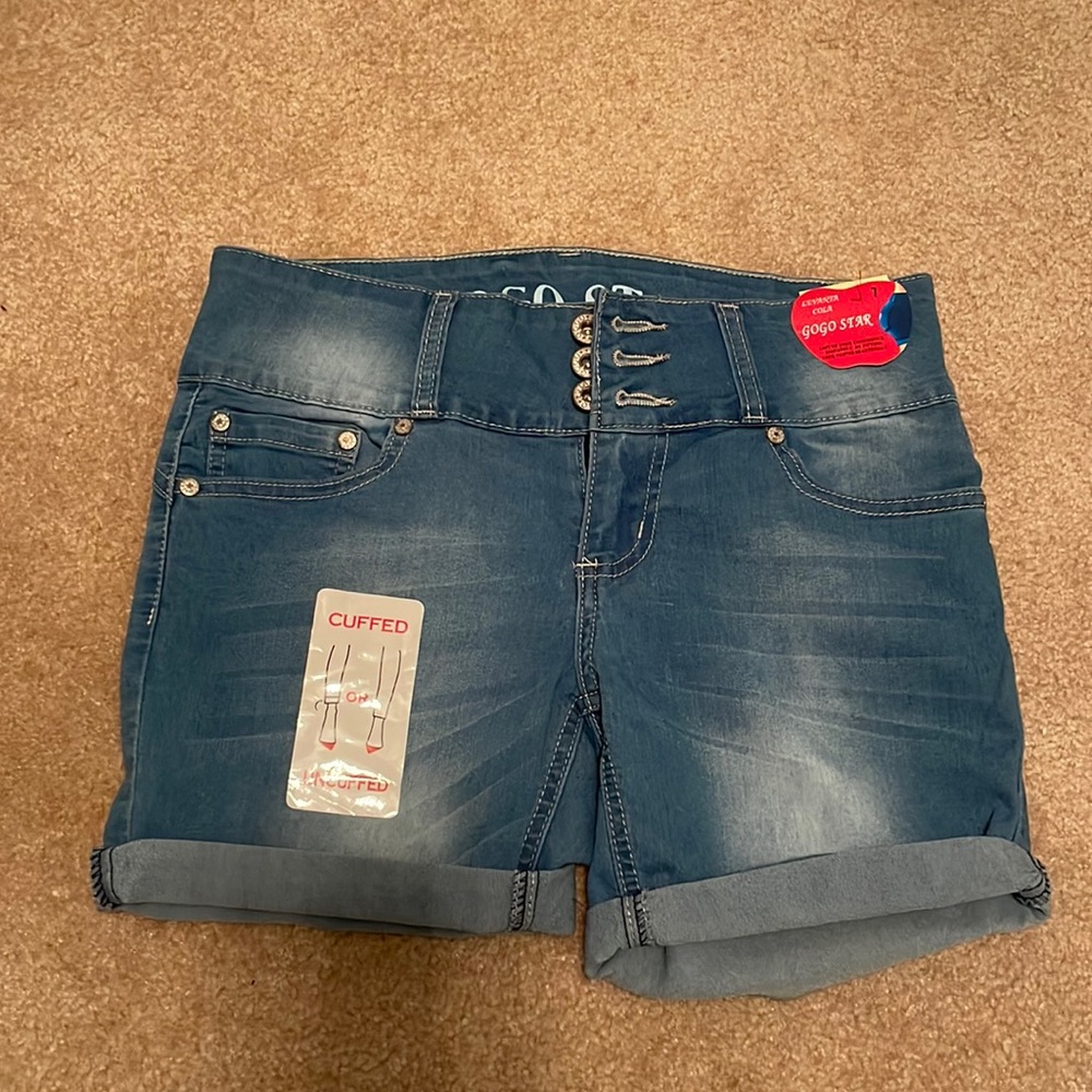 NWT Gogo Star Jean Shorts | Size 7 | Never Worn